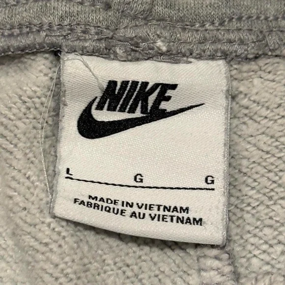 Nike Cub High Waist Fleece Shorts - Picture 3 of 4